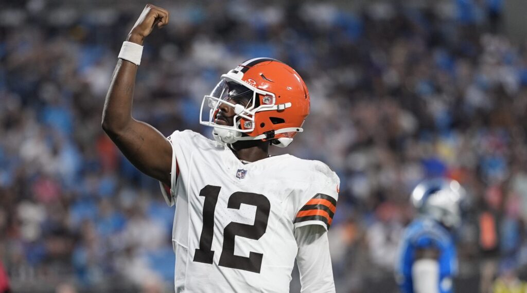 Media members rave over Shedeur Sanders' preseason debut 1 Media members rave over Shedeur Sanders' preseason debut