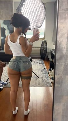 Profile photo of Elizabeth Brown